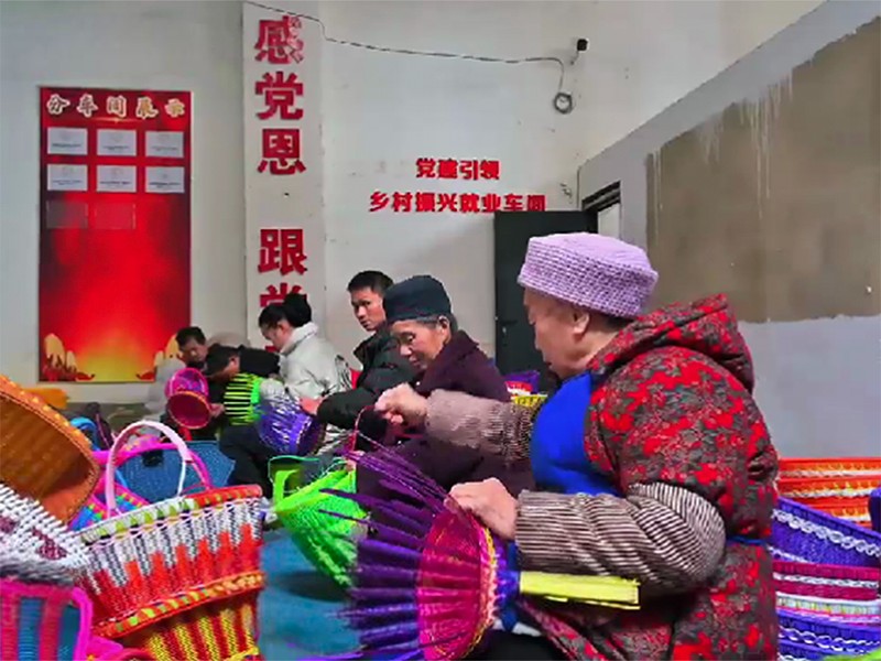4372457 拷贝.jpg